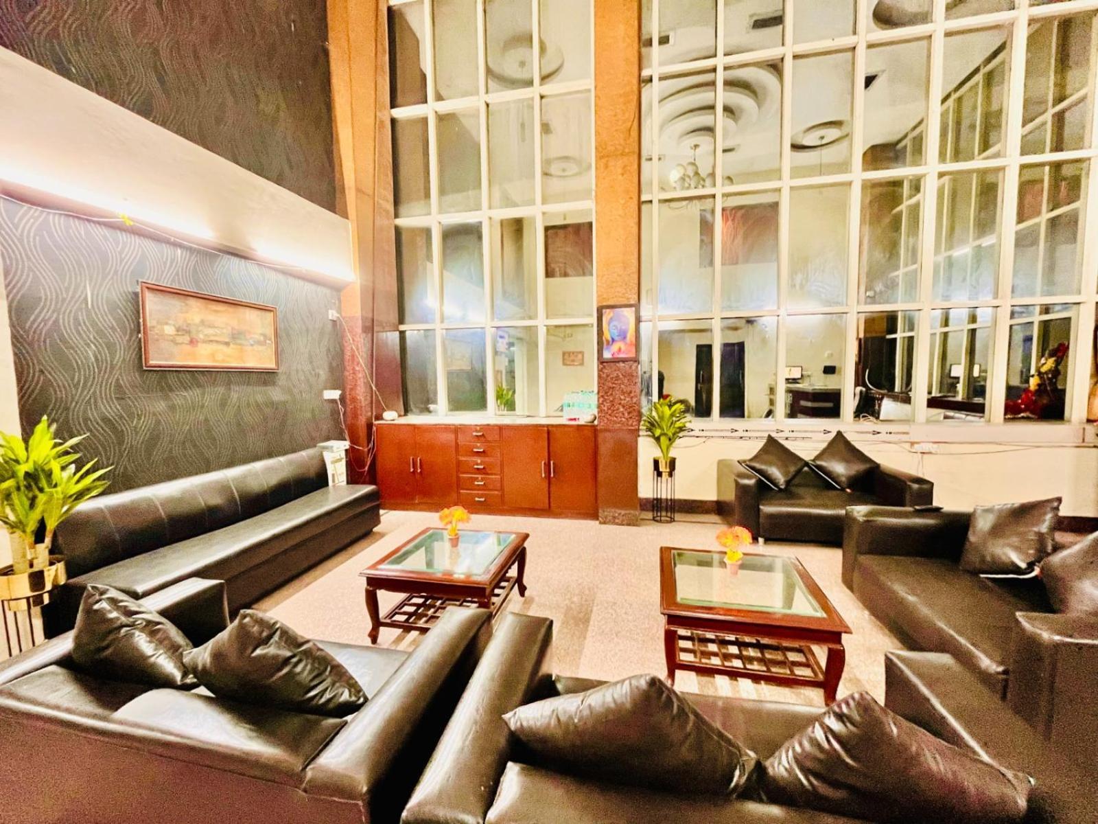 Hotel Ramawati Near Ganga Ghat Haridwar Exterior photo