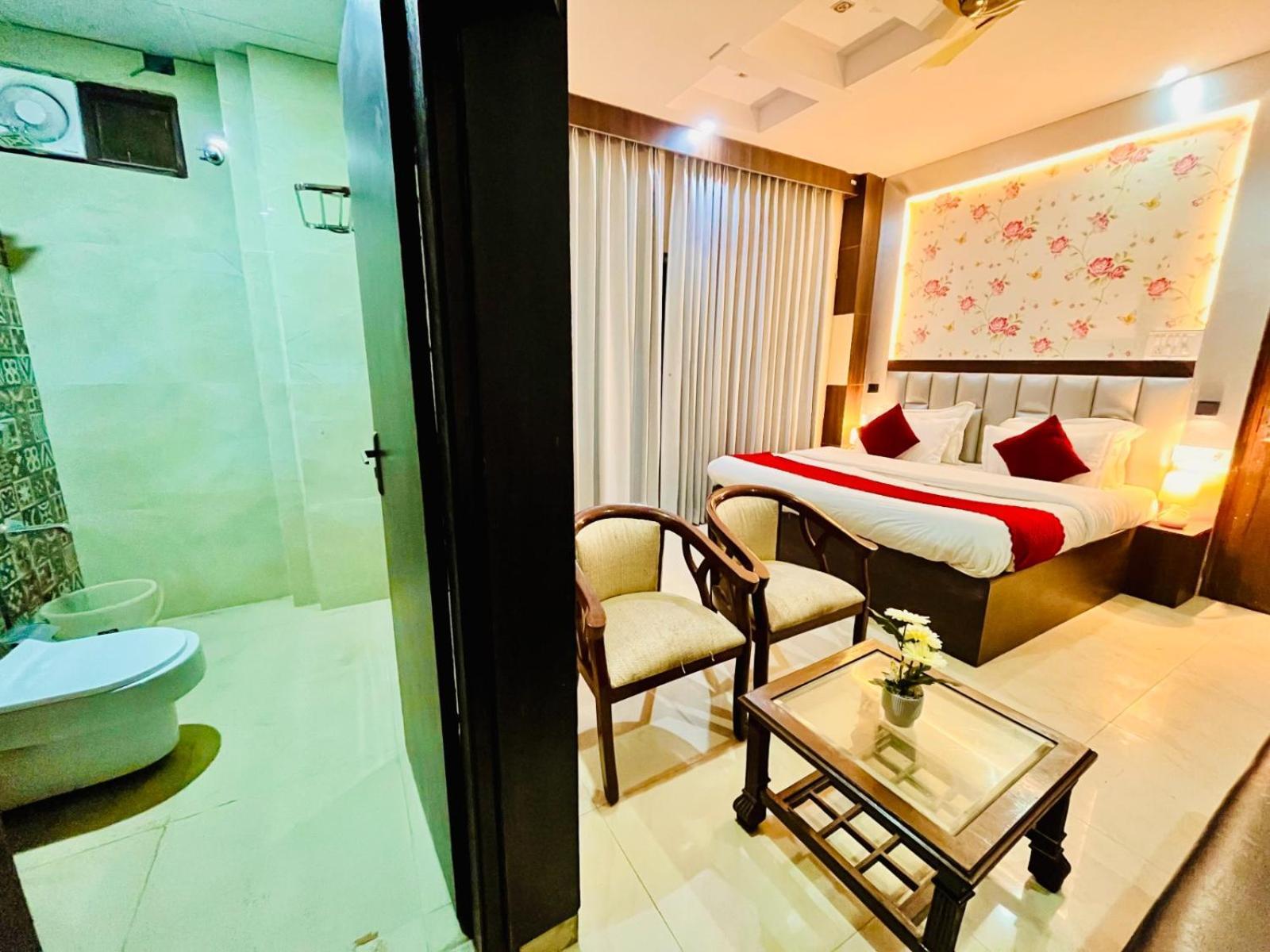Hotel Ramawati Near Ganga Ghat Haridwar Exterior photo