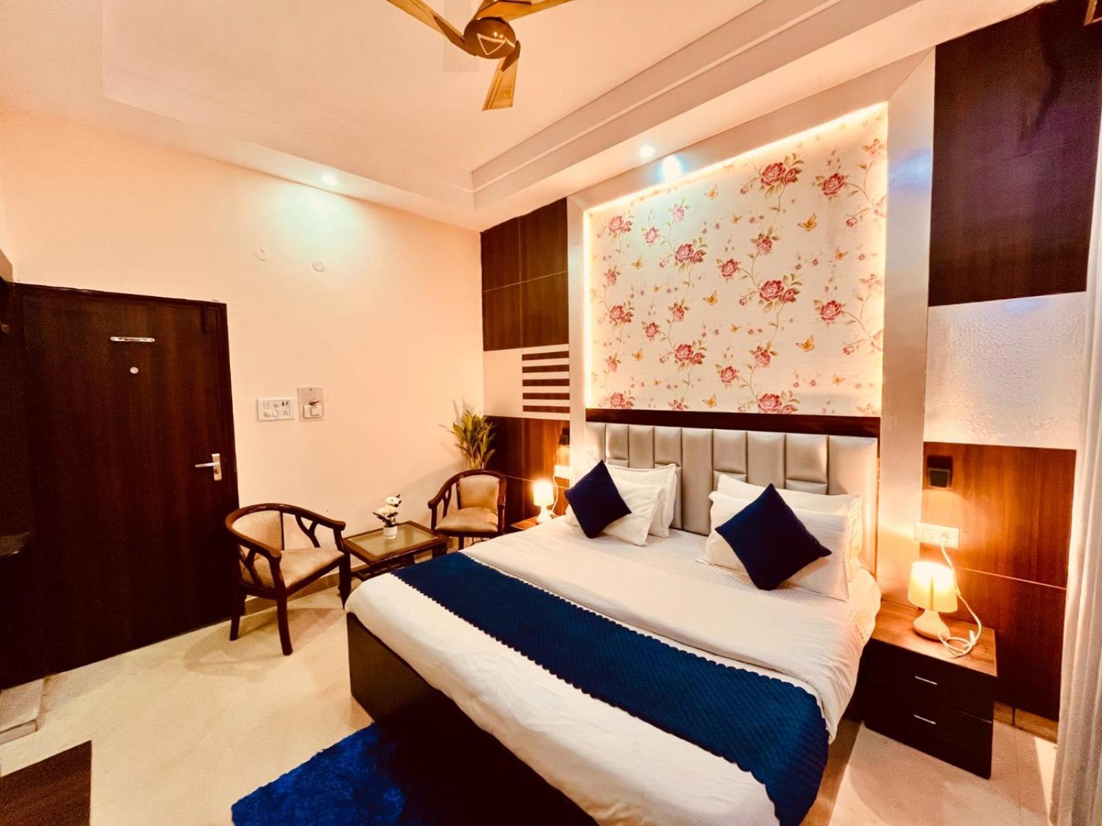 Hotel Ramawati Near Ganga Ghat Haridwar Exterior photo